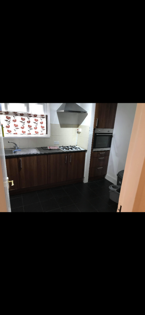 2 Bedroom Flat Enfield