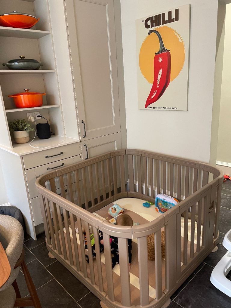 Baby playpen with mat - beige 