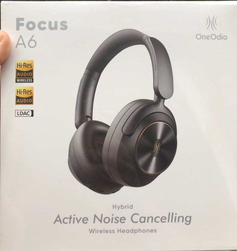 image for Wireless headphones brand new 