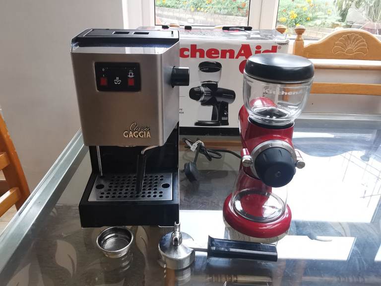 Gaggia Classic Espresso Coffee Machine & KitchenAid Grinder - Great Home Setup