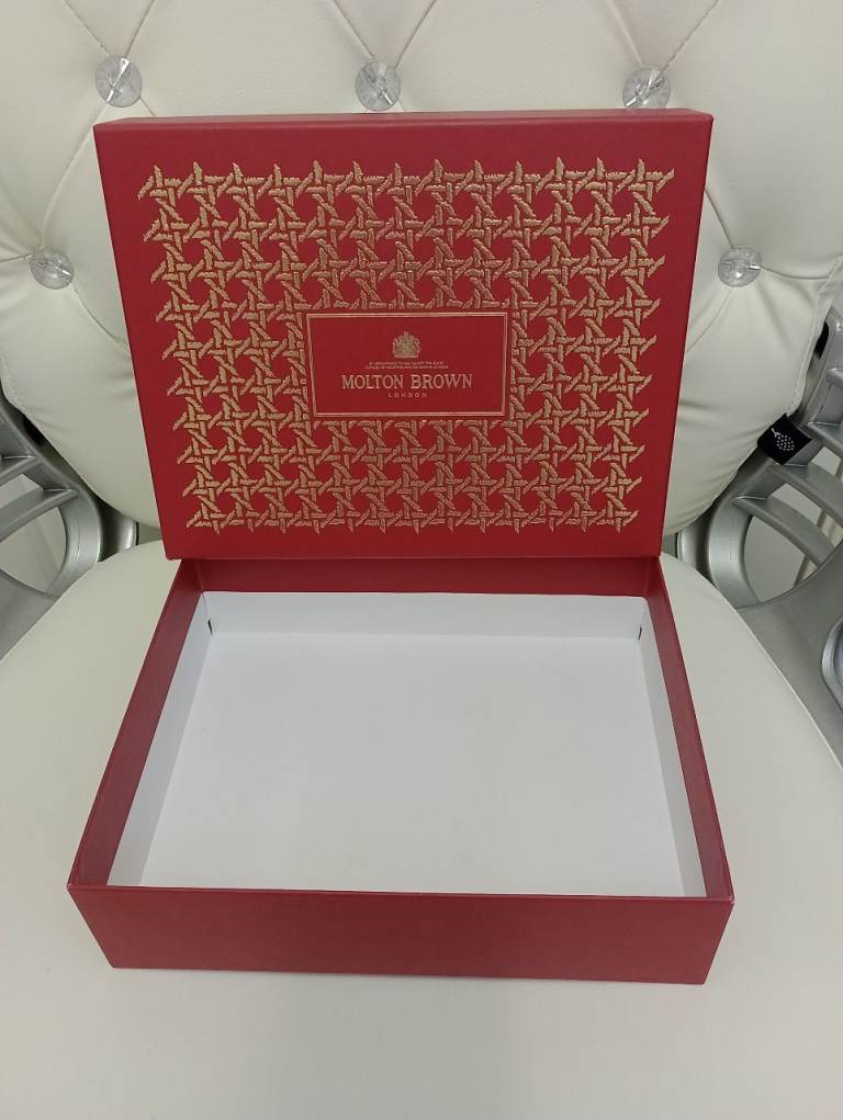 MOLTON BROWN GIFT BOX/KEEPSAKE BOX (EMPTY)