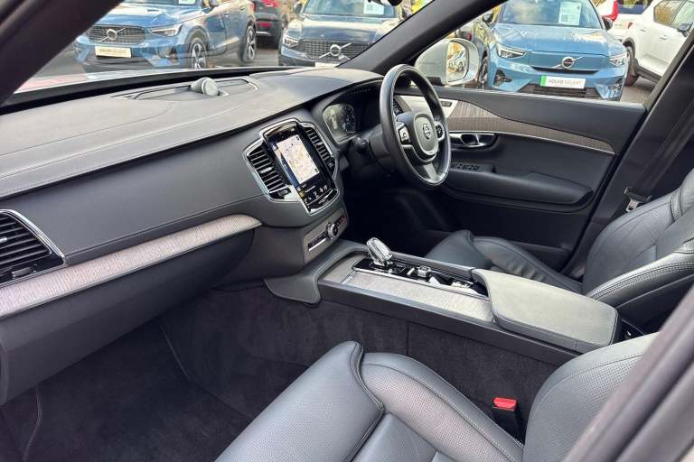 2022 Volvo XC90 2.0h T8 Recharge 18.8kWh Inscription Pro SUV 5dr Petrol Plug-in Hybrid Auto ESTAT...
