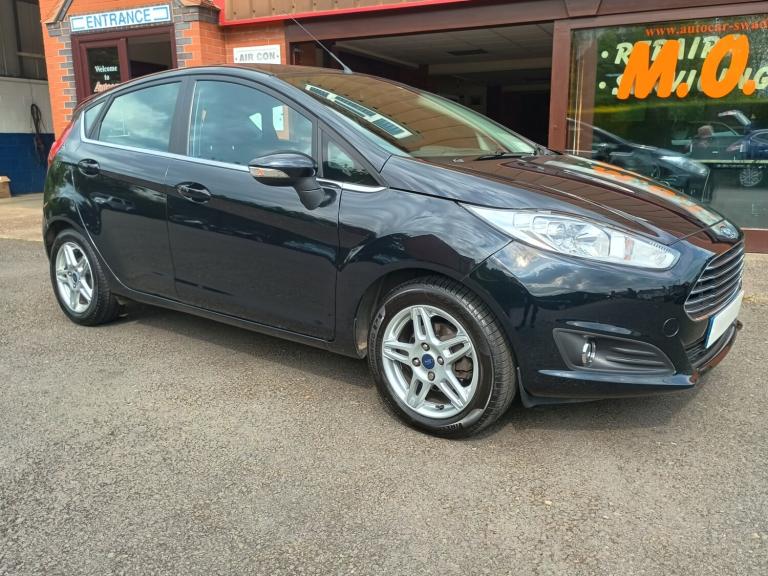 2014 Ford Fiesta 1.0 EcoBoost Zetec 5dr HATCHBACK Petrol Manual