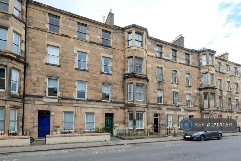 6 bedroom flat in Edinburgh, Edinburgh, EH8 (6 bed) (#2920261)