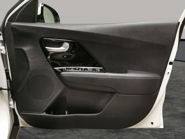 2021 Kia Niro 64kWh 3 SUV 5dr Electric Auto (201 bhp) - LANE DEPARTURE  - BLUETOOTH - CRU Suv Ele...