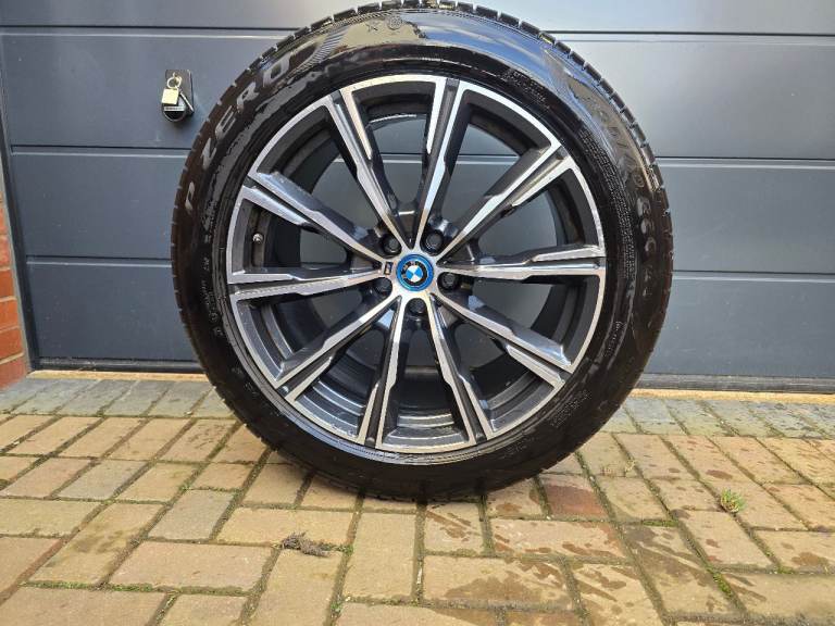 20'' GENUINE BMW X5 X6 G05 G06 740M SPORT ALLOY WHEEL WITH PIRELlI PZERO 305/40 R20 RUN FLAT TYRE