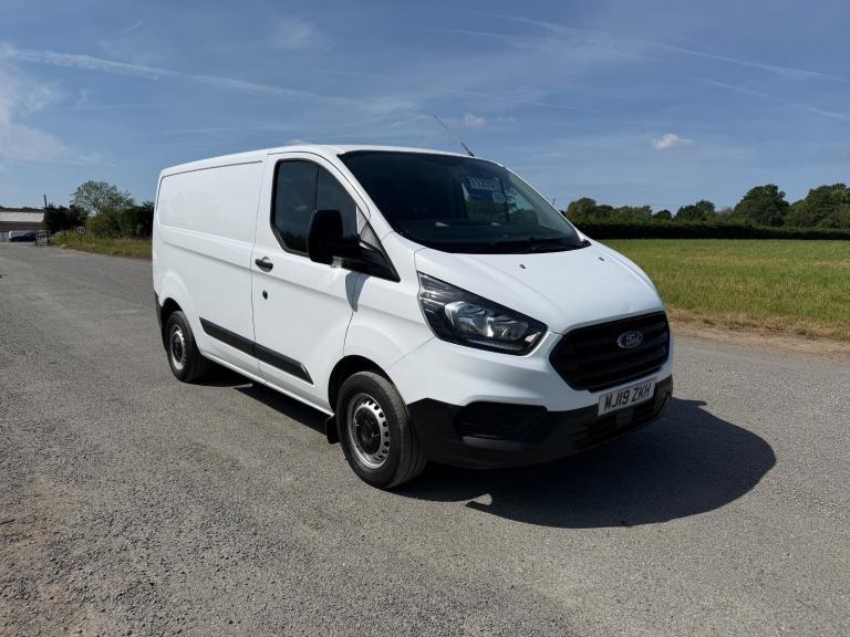 Ford Transit Custom 2.0 300 EcoBlue Panel Van 5dr Diesel Manual L1 H1... 2019/19