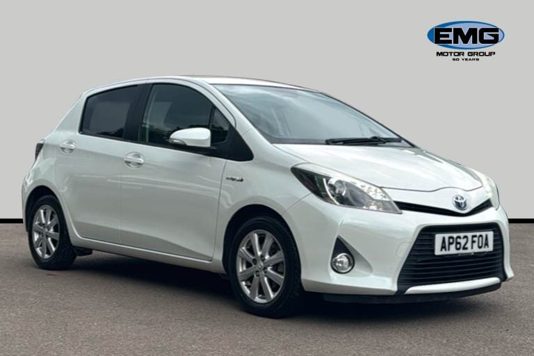  Toyota Yaris 1.5 Vvt H T4 Hatchback 5dr Petrol Hybrid CVT Euro 5 101 Ps