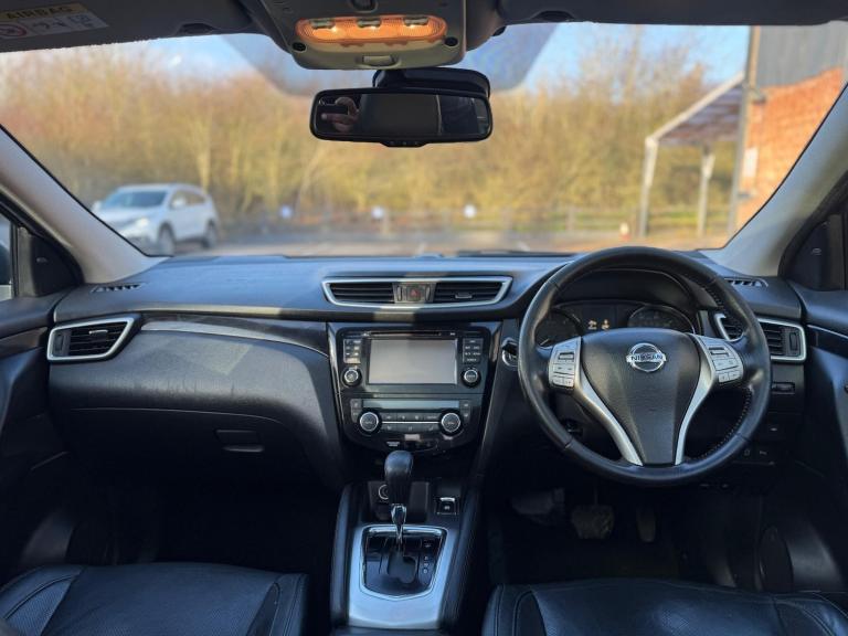 2016 Nissan Qashqai 1.6 dCi Tekna XTRON 2WD Euro 6 (s/s) 5dr Diesel