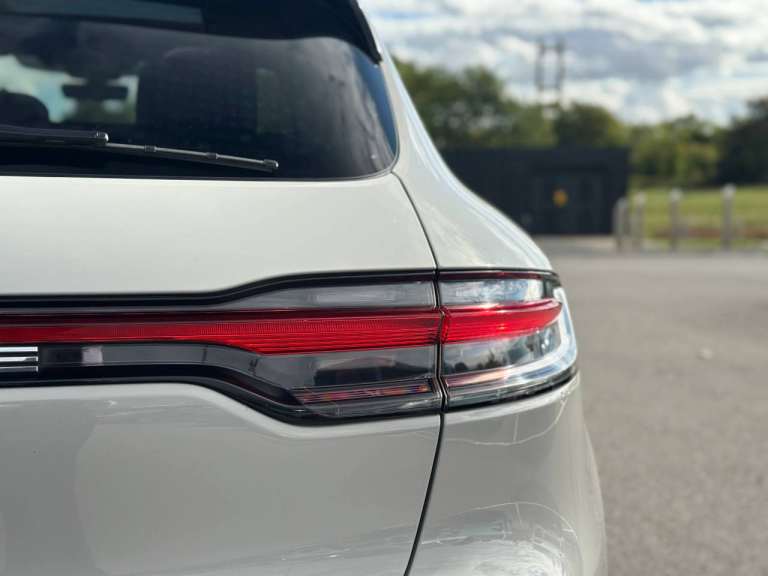 2023 Porsche Macan 5dr PDK SUV Petrol Automatic