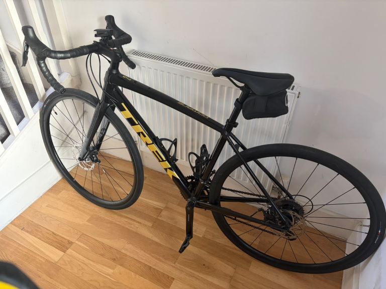 Trek Domane AL2 D Sn34 Black Carbon22 52cm