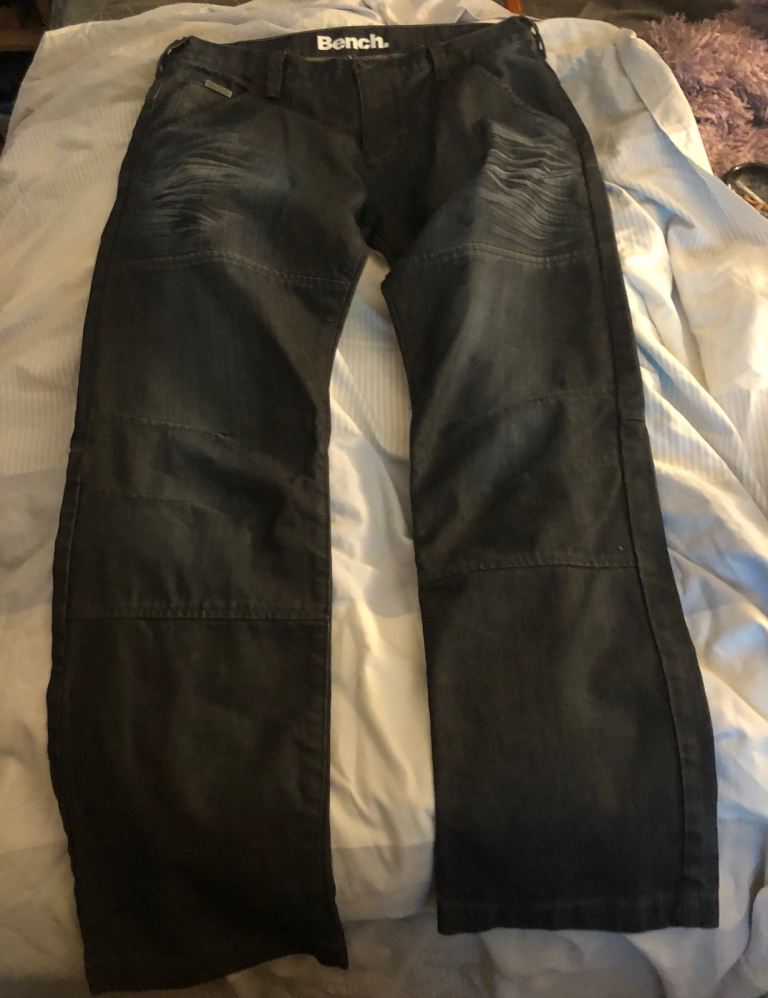 image for Bench and boss jeans 38w 34l