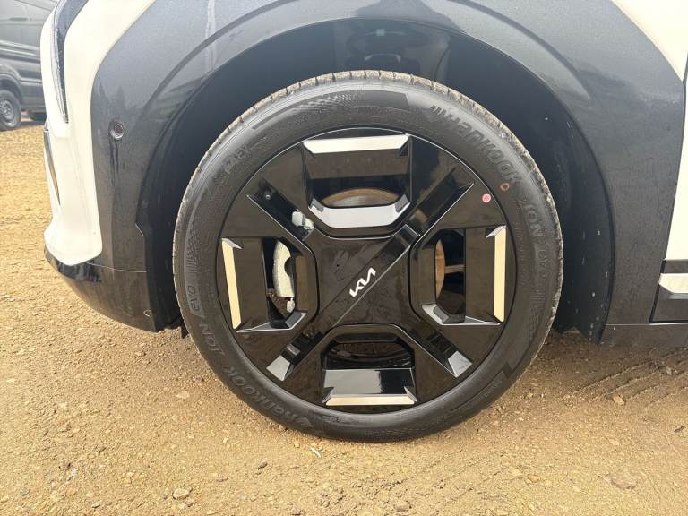 2025 Kia EV3 148kW GT-Line S 81.4kWh 5dr Auto Estate ELECTRIC Automatic