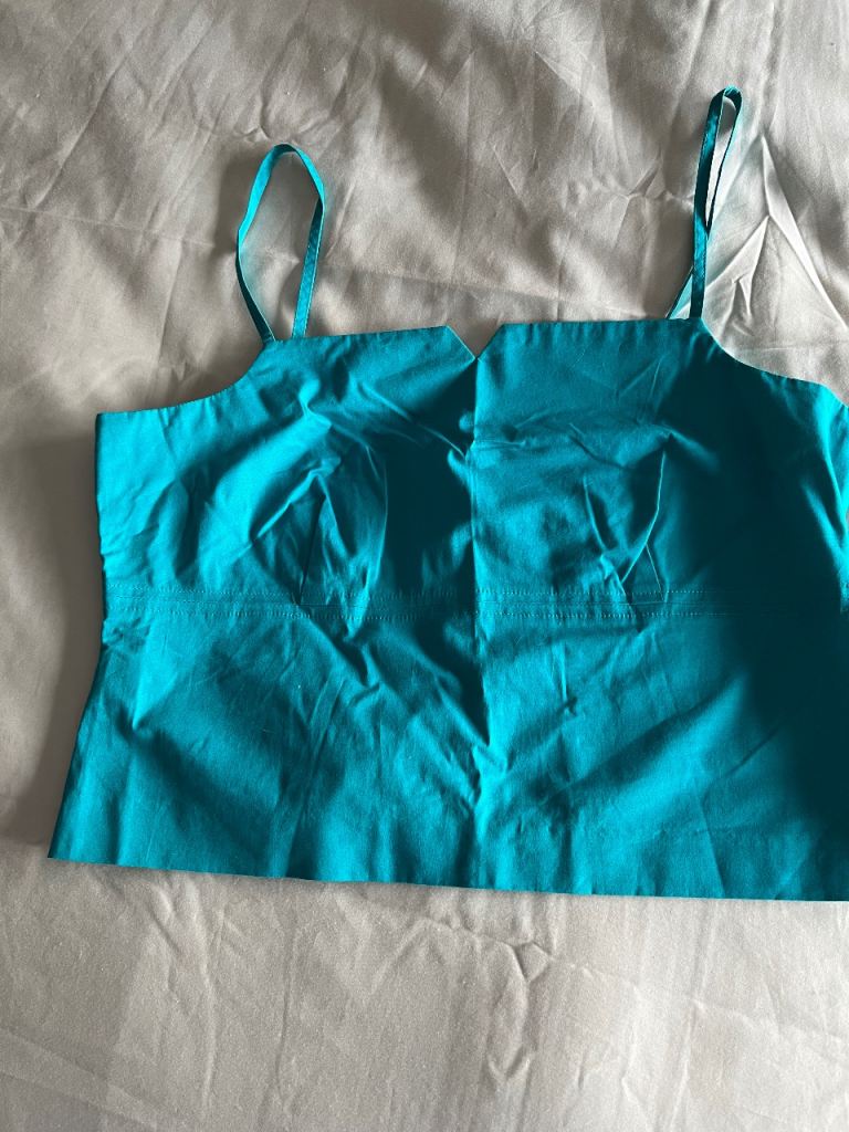 Beautiful summer top - size 14
