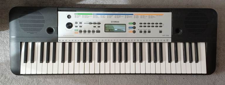 Yamaha YPT-255 Keyboard – Excellent Condition