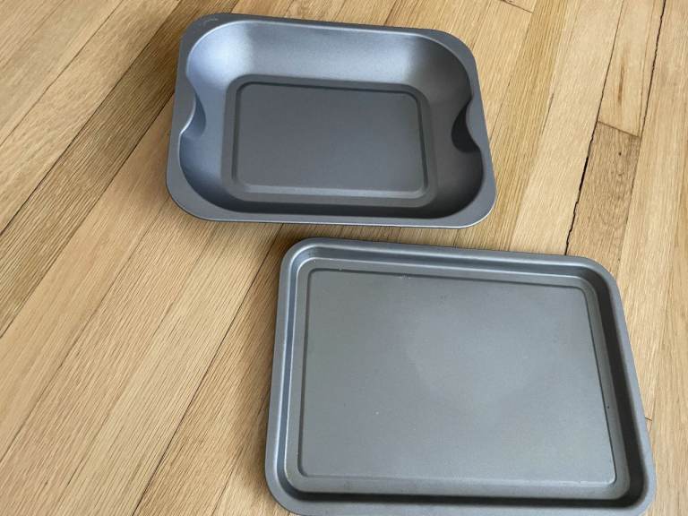 Baking tray and pan