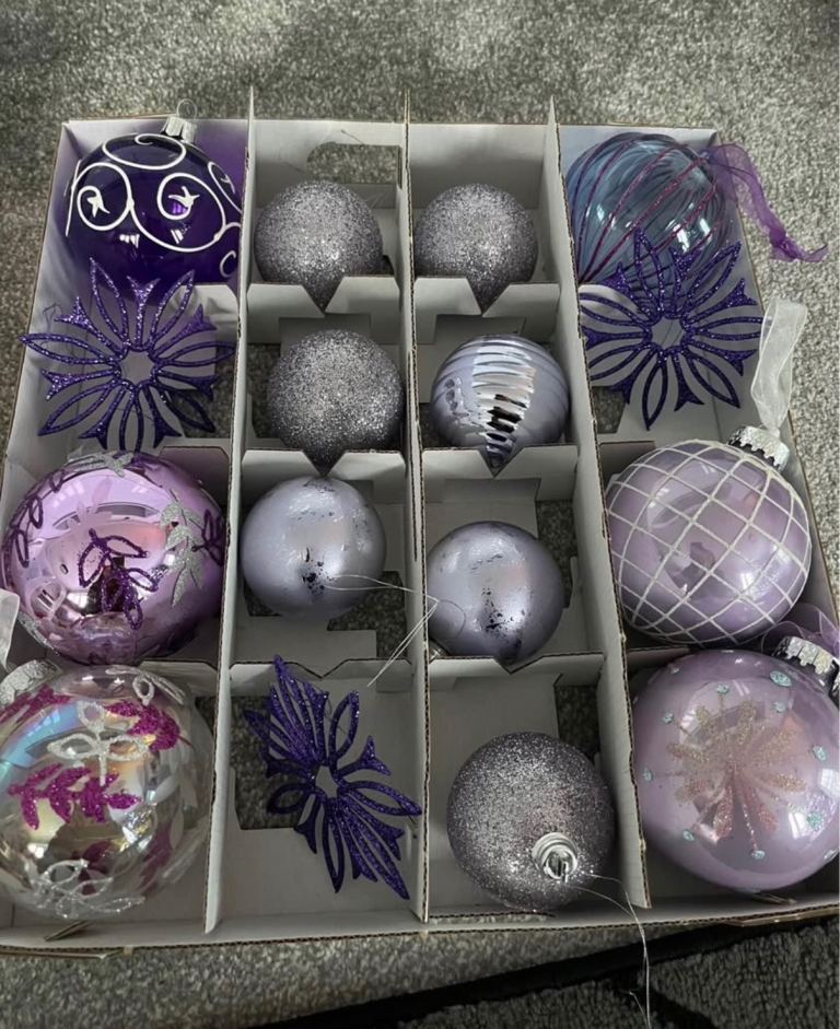 Christmas Tree Decorations 