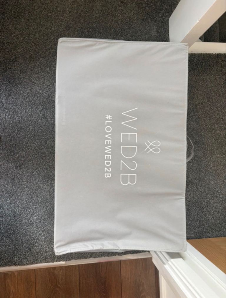 Wed2b wedding box 