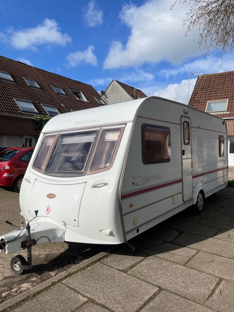 Coachman golden festival fixed bed 4 berth