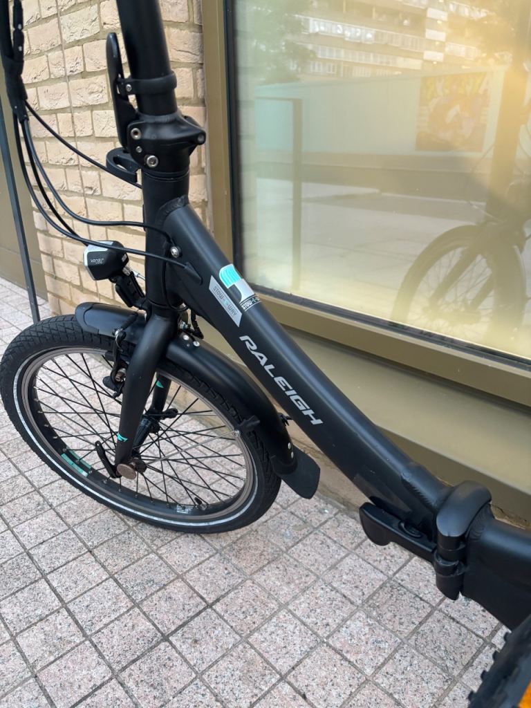 Raleigh Stow-E-Way Electric Folding Bike - Immaculate / Like New