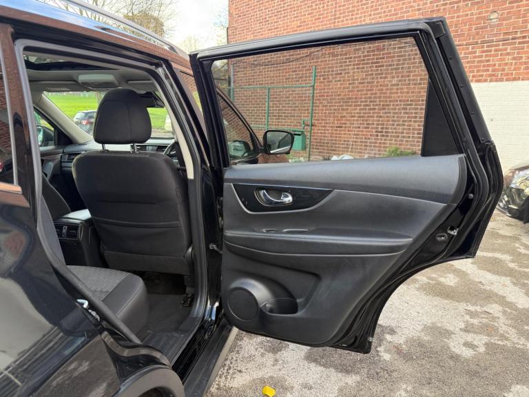 2018 Nissan X-Trail 1.6 dCi N-Connecta Euro 6 (s/s) 5dr ESTATE Diesel Manual