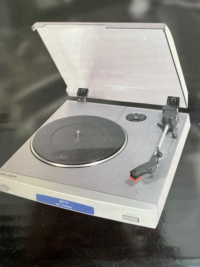 Turntable for vinyl records