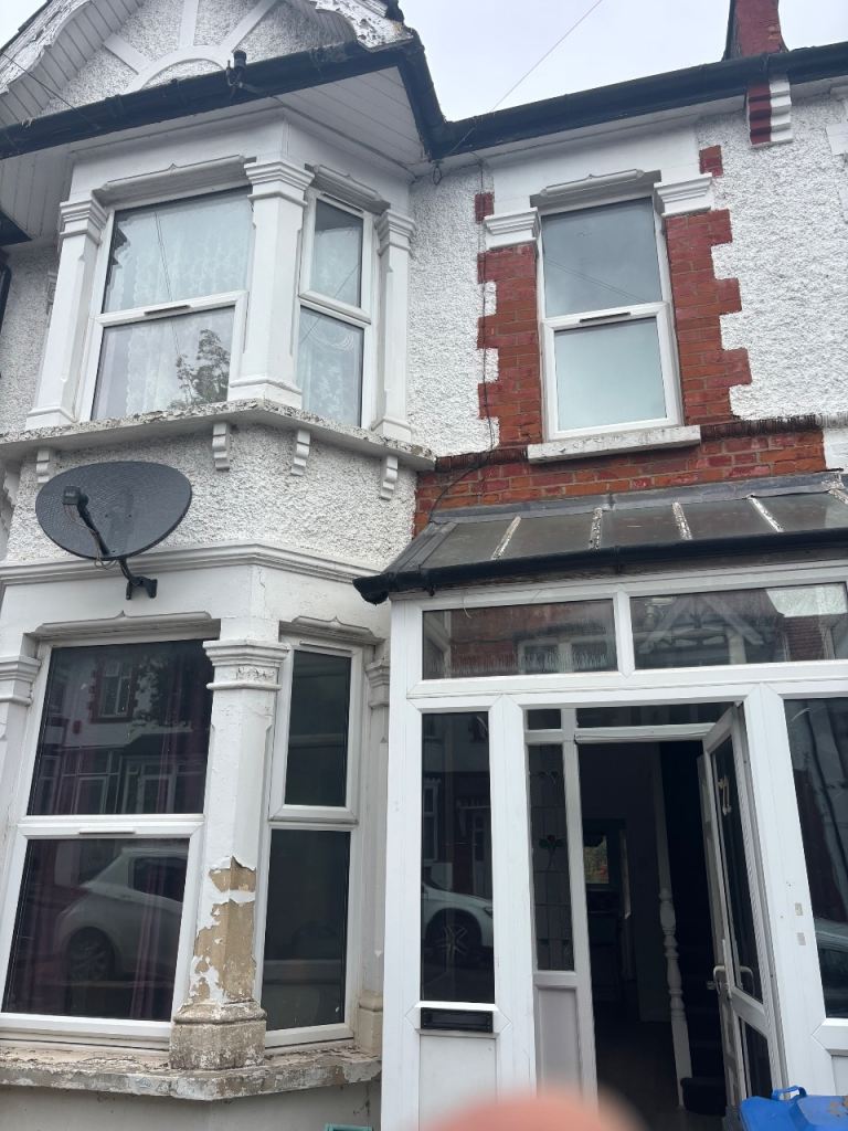 Spacious Recently Refurbished Four-Bedroom House with Garden – Available Now