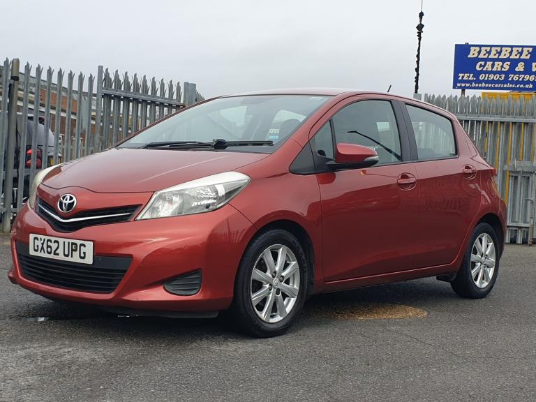 2012 Toyota Yaris 1.4 D-4D TR Hatchback 5dr Diesel Manual Euro 5 (90 ps)