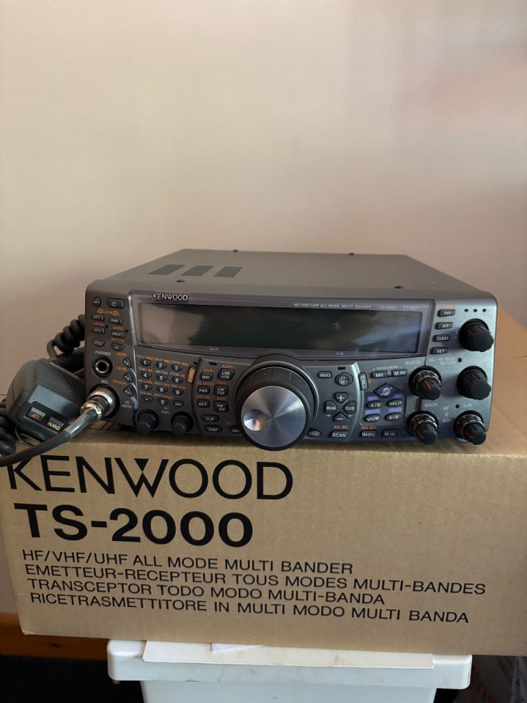 Kenwood TS-2000 HF/VHF/UHF All Mode Multi Bander Ham Radio