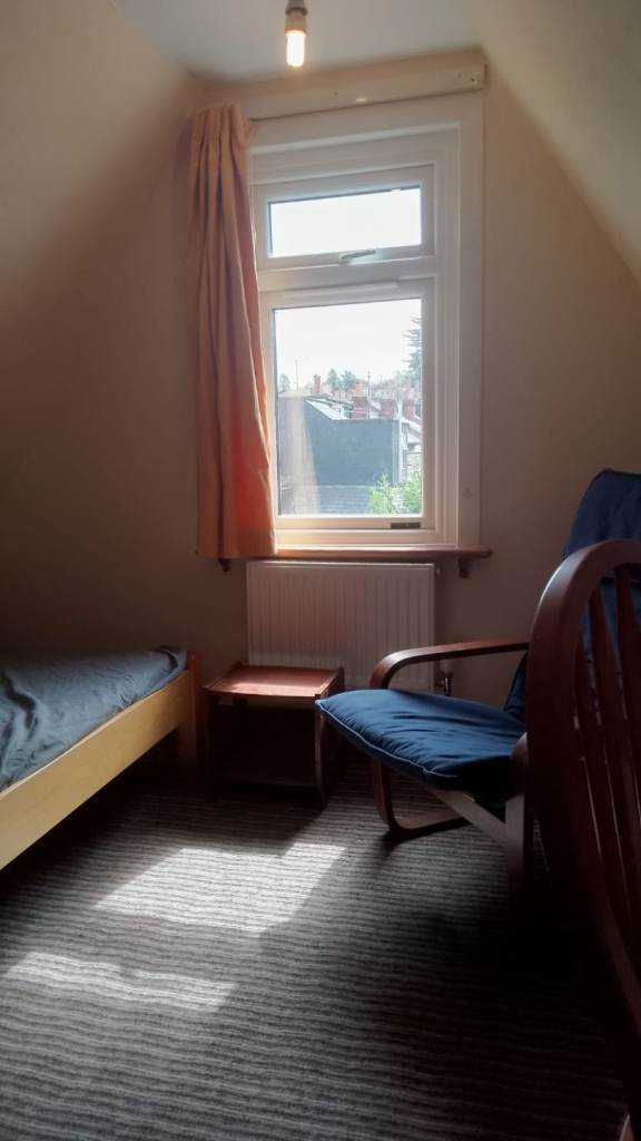 Single room for £500 including gas electric water and council tax 