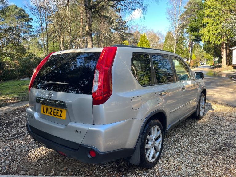 Nissan X trail, top of the range, fully loaded, BOSE, Pan roof, Full leather, NAV, 12 months MOT