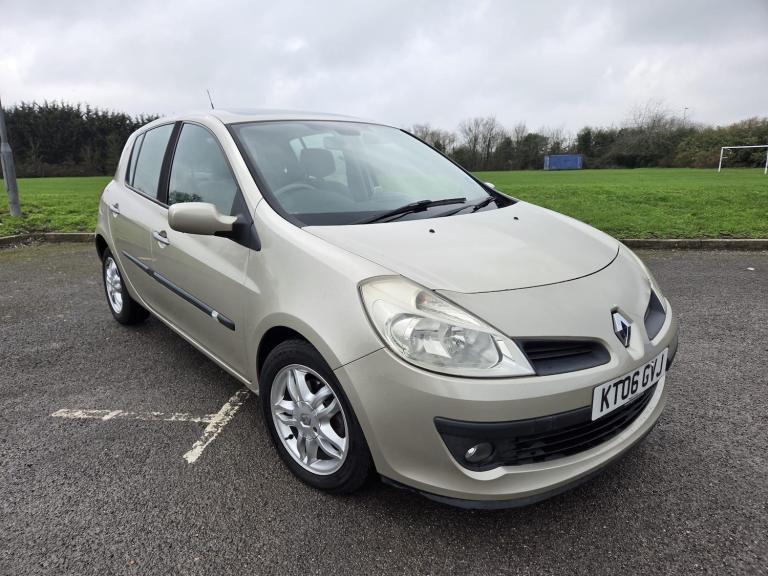 2006 Renault Clio 1.6 VVT Privilege 5dr HATCHBACK Petrol Automatic