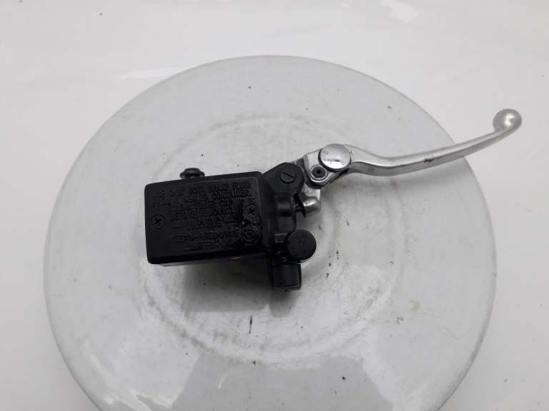 2013 Yamaha Fzs 1000 Fazer Brake Lever 3c3-W2587-00