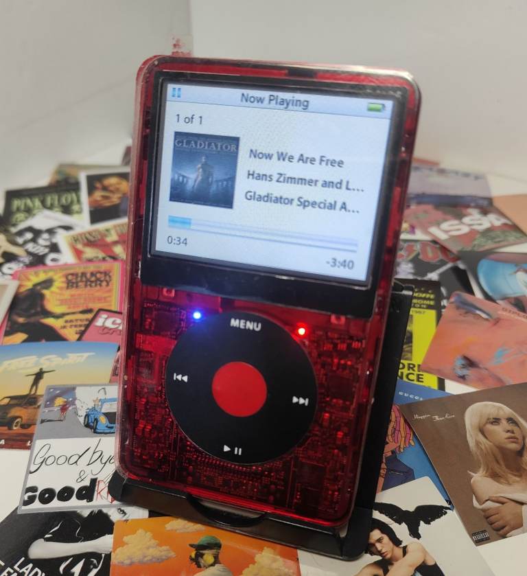 *Bluetooth* Genuine Apple iPod A1136 512GB 'Crystal Red' Palette + FREEBIES!