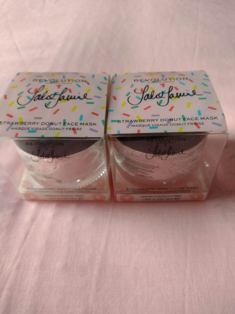 2 Brand New/sealed! Revolution Face Masks Vegan/Cruelty Free Strawberry Donut. Retail £22.50 each!