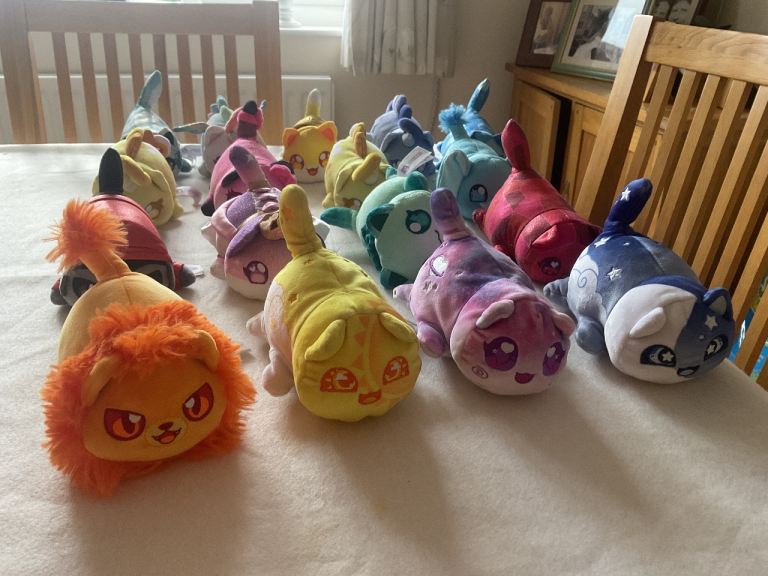 Aphmau soft toy cats