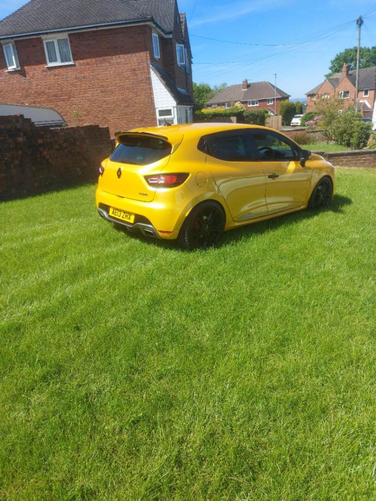 Renault, CLIO, Hatchback, 2013, Semi-Auto, 1618 (cc), 5 doors
