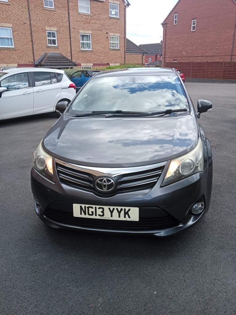 Toyota, AVENSIS, Saloon, 2013, Manual, 1998 (cc), 4 doors
