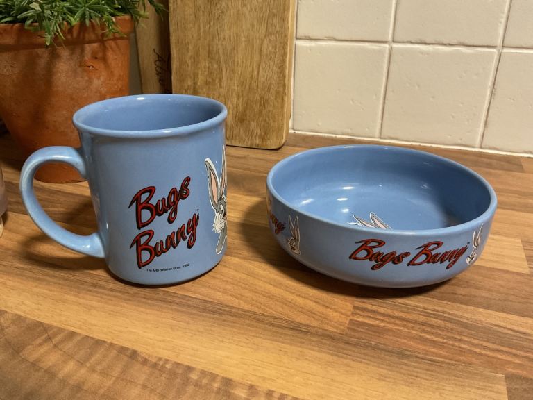 Vintage collectables breakfast bowls and mug