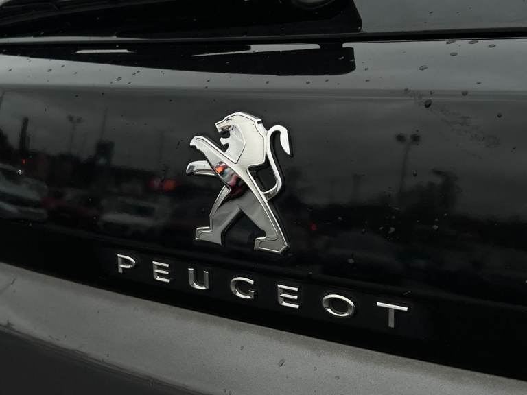 2022 Peugeot 3008 1.2 PureTech Allure Premium 5dr EAT8 Estate PETROL Automatic