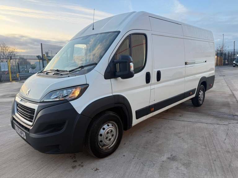 2020 Peugeot Boxer 2.2 BlueHDi H2 Professional Van 140ps PANEL VAN Diesel Manual