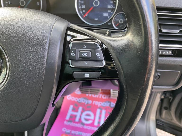 2014 Volkswagen Touareg 3.0 TDI V6 BlueMotion Tech R-Line Tiptronic 4WD Euro 5 (s/s) 5dr ESTATE D...