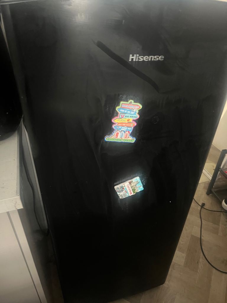 Small Fridge/Freezer