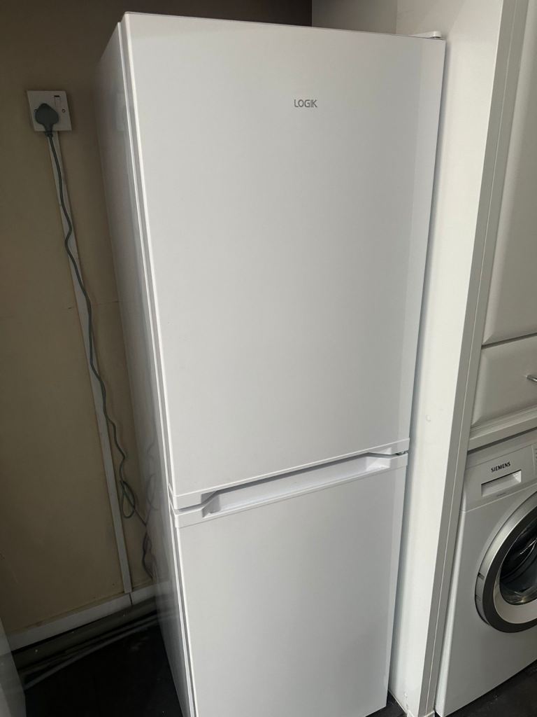 White fridge freezer 