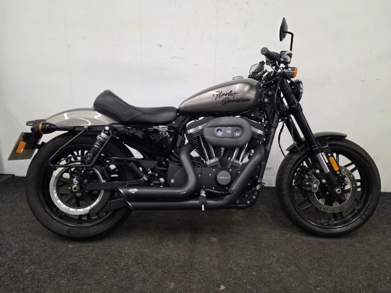 H.D XL 1200 ROADSTER ** CUSTOM PAINTED TANK - VandH SHORT SHOT EXHAUST **