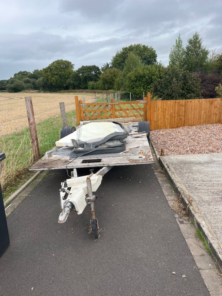 Old caravan trailer 