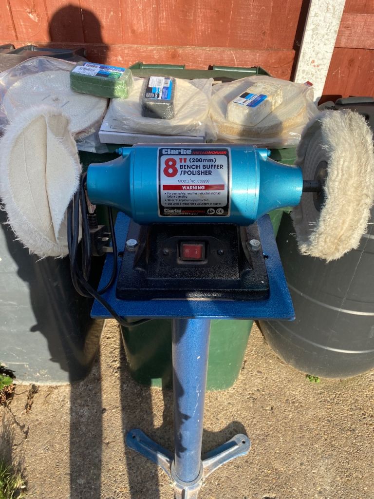 Clarke 8" Bench Buffer Polisher with Accessories – Good Condition