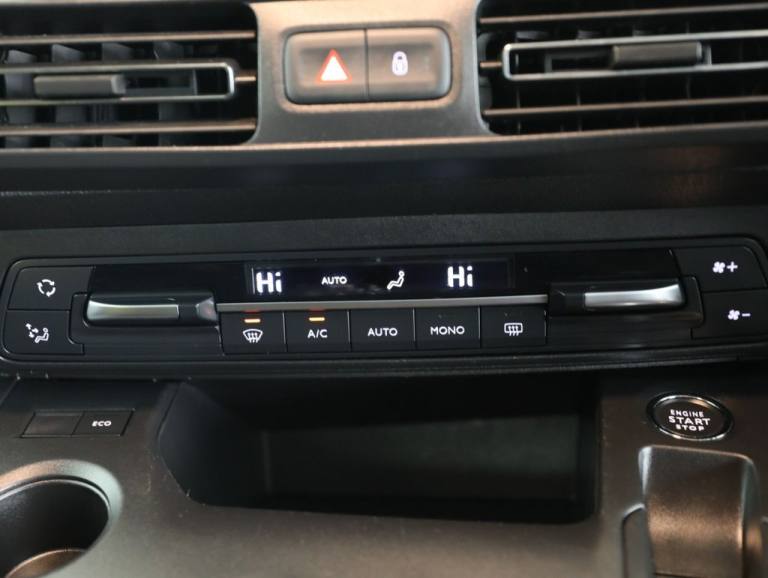 2021 Vauxhall Combo Life 1.2 Turbo 130 Elite 5dr Auto [7 seat] MPV PETROL Automatic