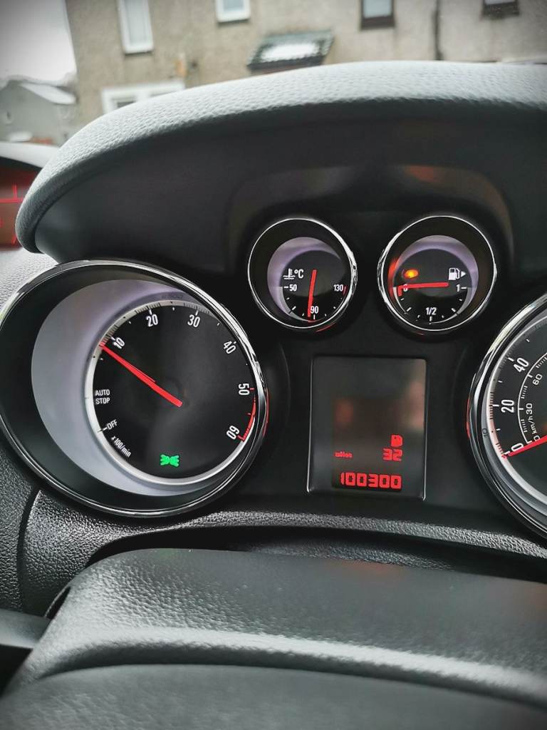 2016 VAUXHALL MOKKA...ULEZ...£35 TAX...1.6 DIESEL...136 BHP...6 SPEED...2 OWNERS...FSH..FULL MOT