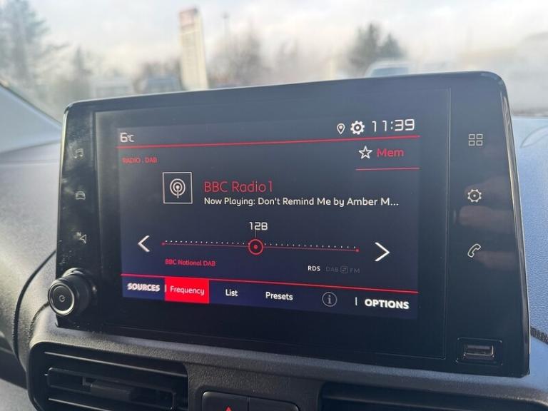 2023 Citroen Berlingo HDi 100ps 850 Enterprise XL Edition 5 Seat Kombi Crew Cab L2 LWB Crew Euro ...